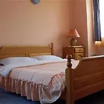 Saraj 3*