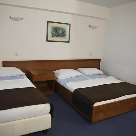 Saraj Hotel
