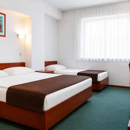 Hotell Saraj