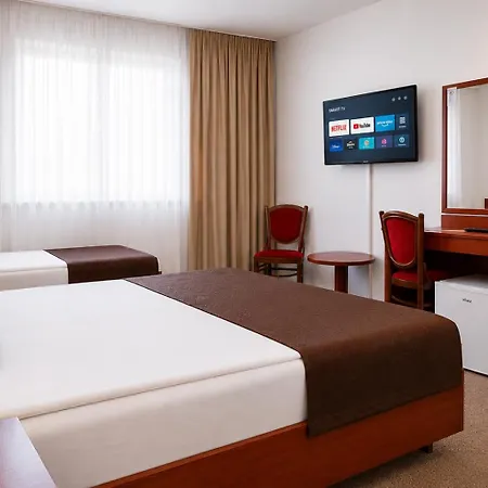 Saraj Hotel 3*